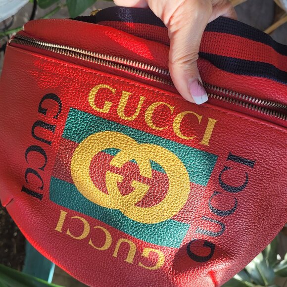 Gucci*Retired*Unisex**Red Pebbled Leather**Large*Shoulder/Waist Bum Bag - Picture 1 of 14